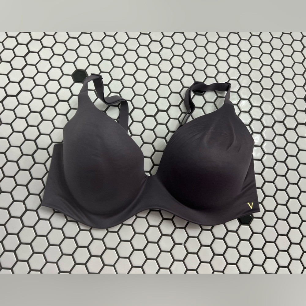 Victoria’s Secret perfect shape bra 36D